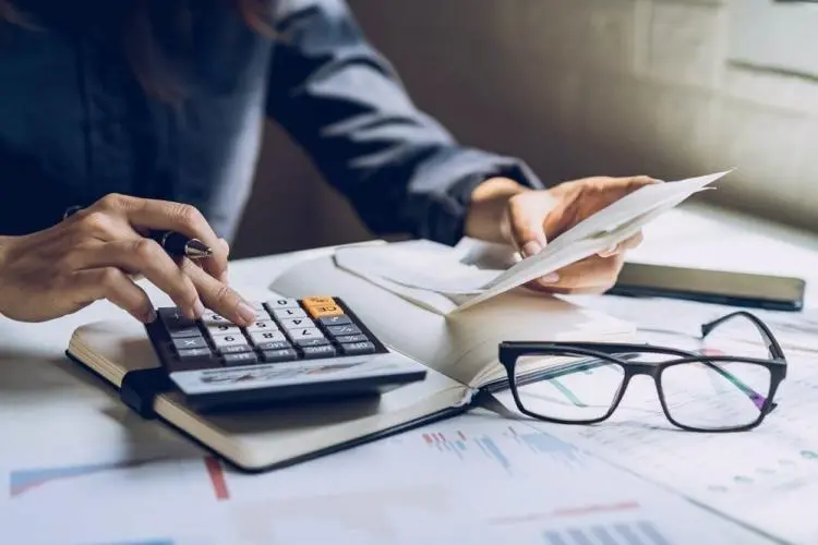 Quelles sont les solutions pour un ind&eacute;pendant en cas de retard de paiement de ses cotisations sociales ?