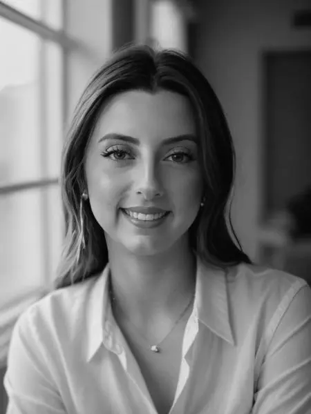 Fiona  Tinelli 