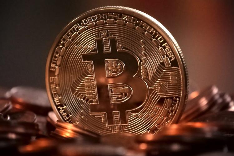 Cryptomonnaies &ndash; l&rsquo;aspect technique (dangers, tra&ccedil;abilit&eacute;, fonctionnement) et l&rsquo;aspect fiscal et juridique (LAB, traitement fiscal)